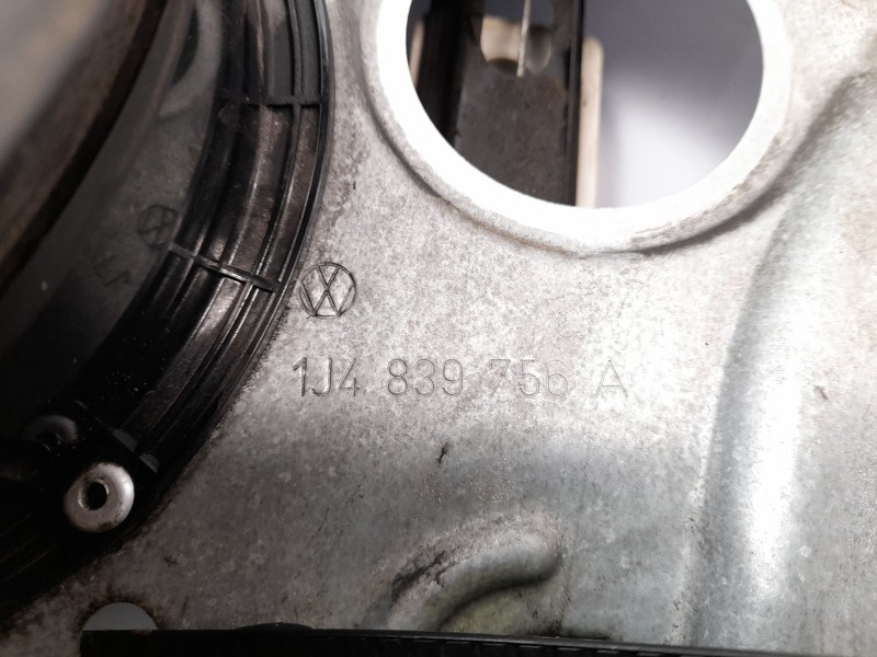 Recambio de elevalunas trasero derecho para volkswagen golf iv berlina (1j1) 1.9 tdi referencia OEM IAM 1J4839756A  