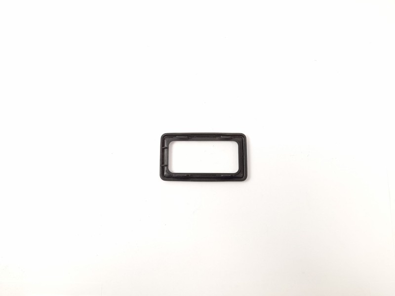 Recambio de moldura para fiat fiorino pick up (146) 1.7 td referencia OEM IAM   