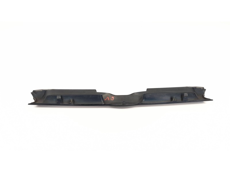 Recambio de rejilla delantera para ford mondeo i (gbp) 1.8 td referencia OEM IAM 93BG8A133BEW  
