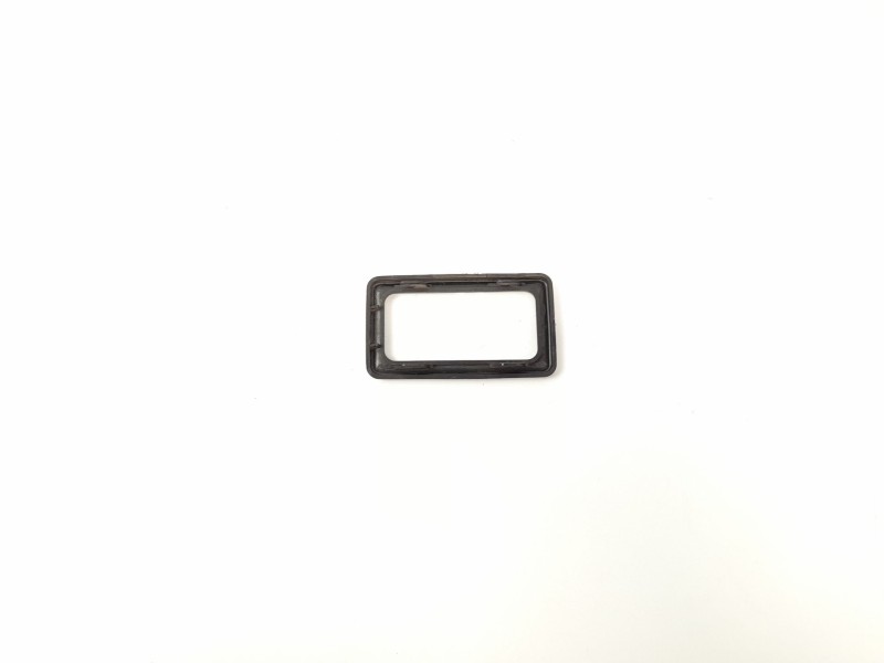Recambio de moldura para fiat fiorino pick up (146) 1.7 td referencia OEM IAM   