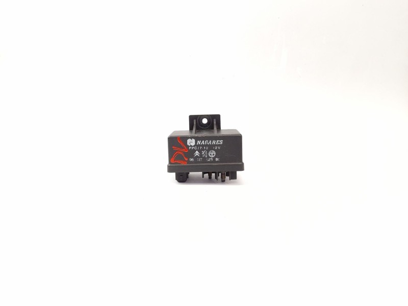 Recambio de caja precalentamiento para citroën zx 1.9 d referencia OEM IAM 9618582380  