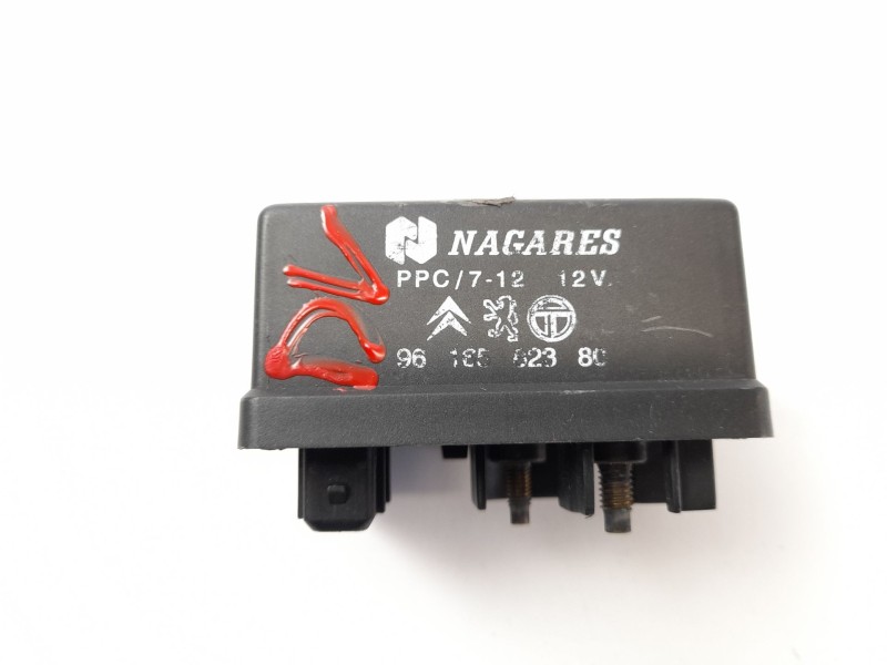Recambio de caja precalentamiento para citroën zx 1.9 d referencia OEM IAM 9618582380  