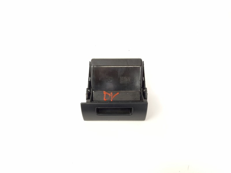 Recambio de cenicero para citroën zx 1.9 d referencia OEM IAM   
