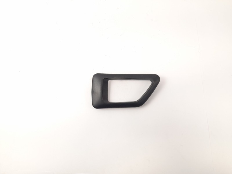 Recambio de moldura para citroën zx 1.9 d referencia OEM IAM 9605556977  