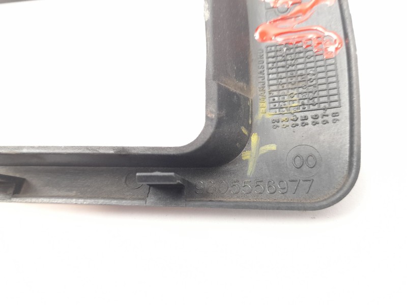 Recambio de moldura para citroën zx 1.9 d referencia OEM IAM 9605556977  