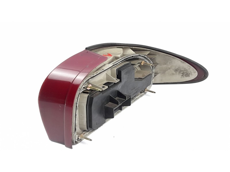 Recambio de piloto trasero izquierdo para ford mondeo i (gbp) 1.8 td referencia OEM IAM 93BG13N004  