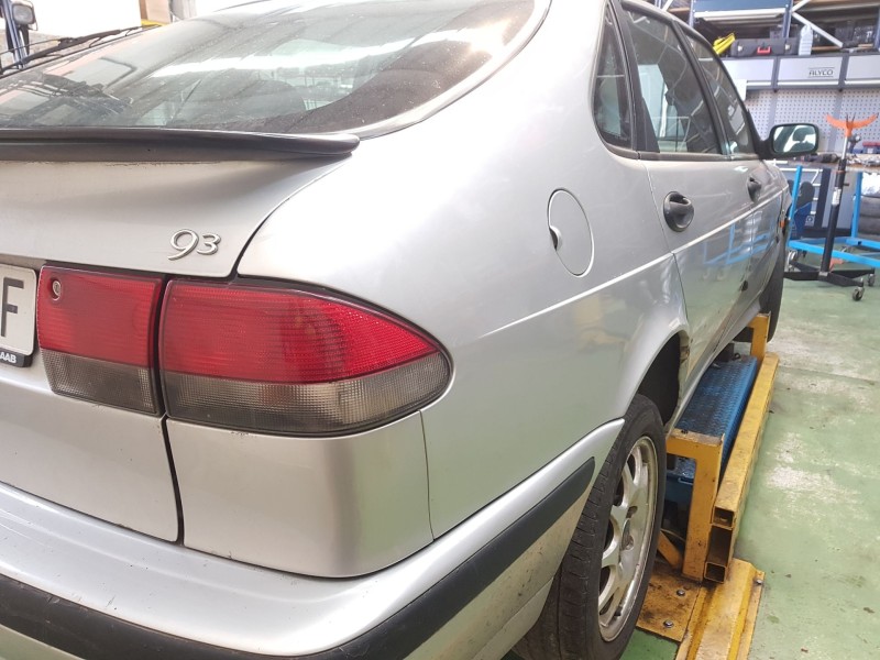 saab 9-3 (ys3d) del año 2000