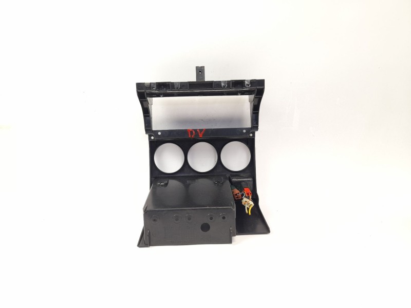 Recambio de moldura para citroën zx 1.9 d referencia OEM IAM 9602991677  