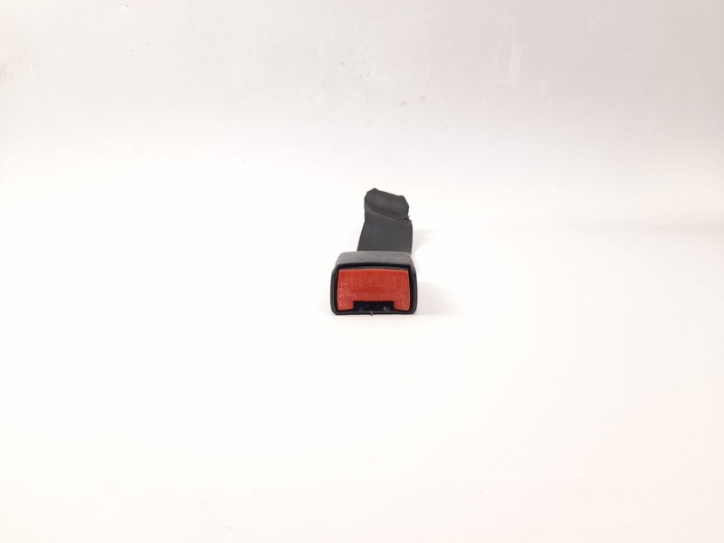 Recambio de enganche cinturon seguridad trasero derecho para citroën zx 1.9 d referencia OEM IAM   