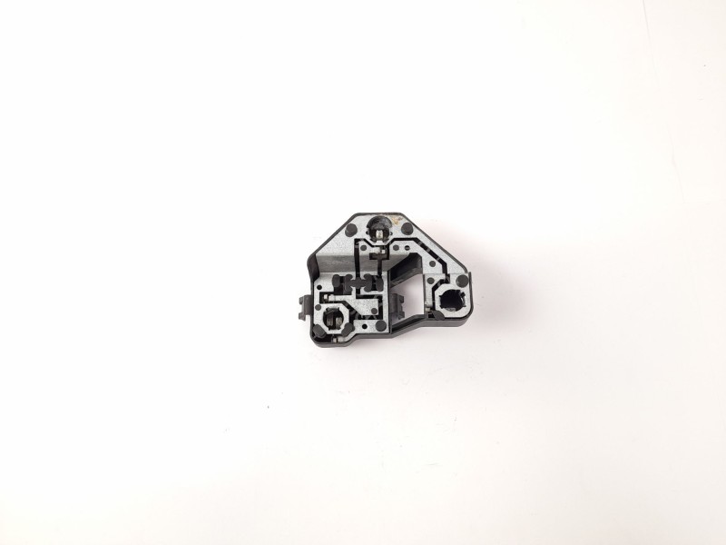 Recambio de portalamparas para saab 9-3 (ys3d) 2.2 tid referencia OEM IAM 4831103  