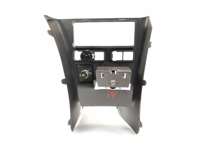 Recambio de consola central para saab 9-3 (ys3d) 2.2 tid referencia OEM IAM 4741914  