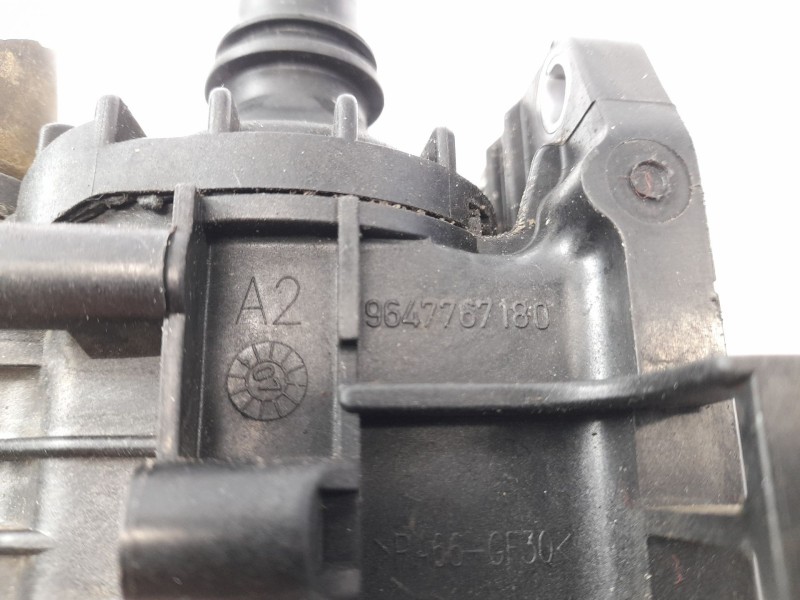 Recambio de termostato para peugeot 307 5p xs+hdi referencia OEM IAM 9647767180  