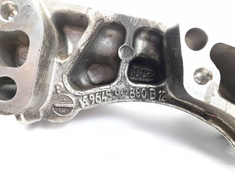 Recambio de soporte motor para peugeot 307 5p xs+hdi referencia OEM IAM 9645382880  