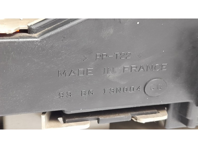 Recambio de piloto trasero derecho para ford mondeo i (gbp) 1.8 td referencia OEM IAM 93BG13N004  