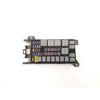 CAJA RELES / FUSIBLES 0K53H L03H 