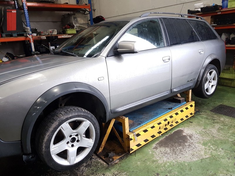 audi allroad quattro (4b5) del año 2006