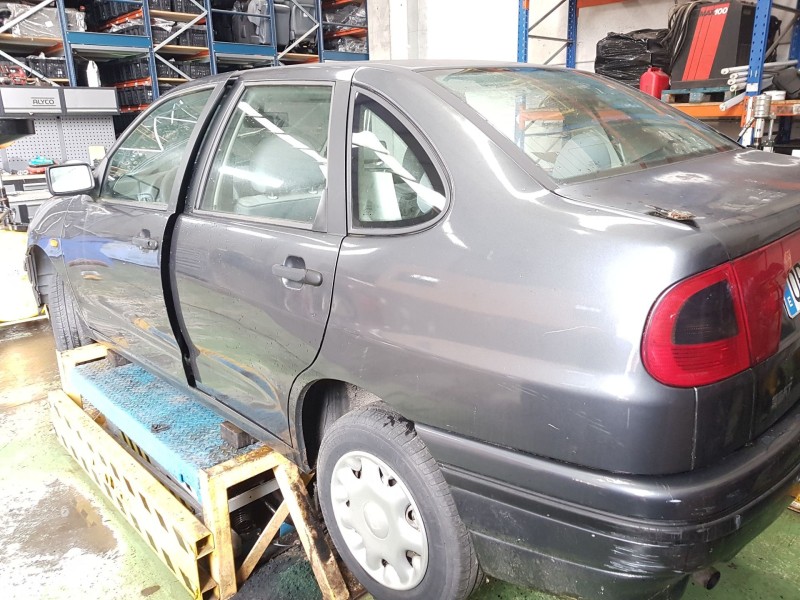 seat cordoba berlina (6k2) del año 1995