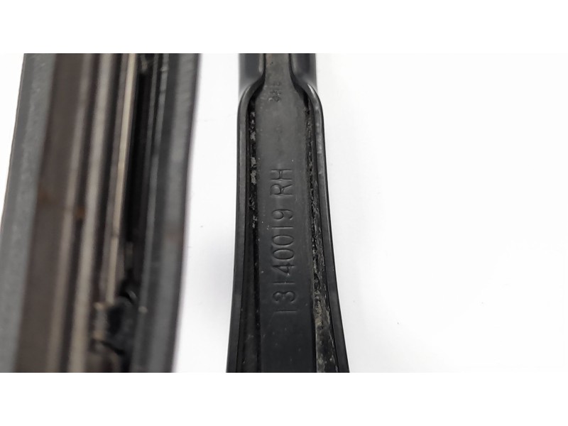 Recambio de brazo limpia delantero derecho para opel meriva enjoy referencia OEM IAM 13140019 13140019RH 