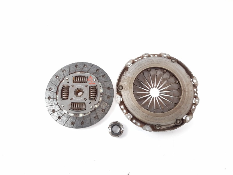 Recambio de kit embrague para fiat scudo furgon (220)2.0jtd referencia OEM IAM 323051510  