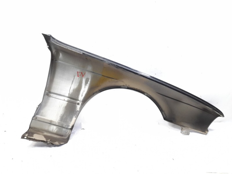 Recambio de aleta delantera izquierda para bmw serie 5 touring (e34) 520i referencia OEM IAM   