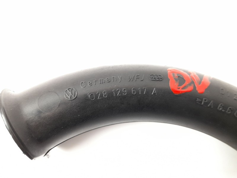 Recambio de tubo para skoda felicia ii (6u1) 1.9 d referencia OEM IAM 028129617A  
