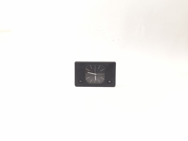 Recambio de reloj para bmw serie 5 touring (e34) 520i referencia OEM IAM 62131374282  