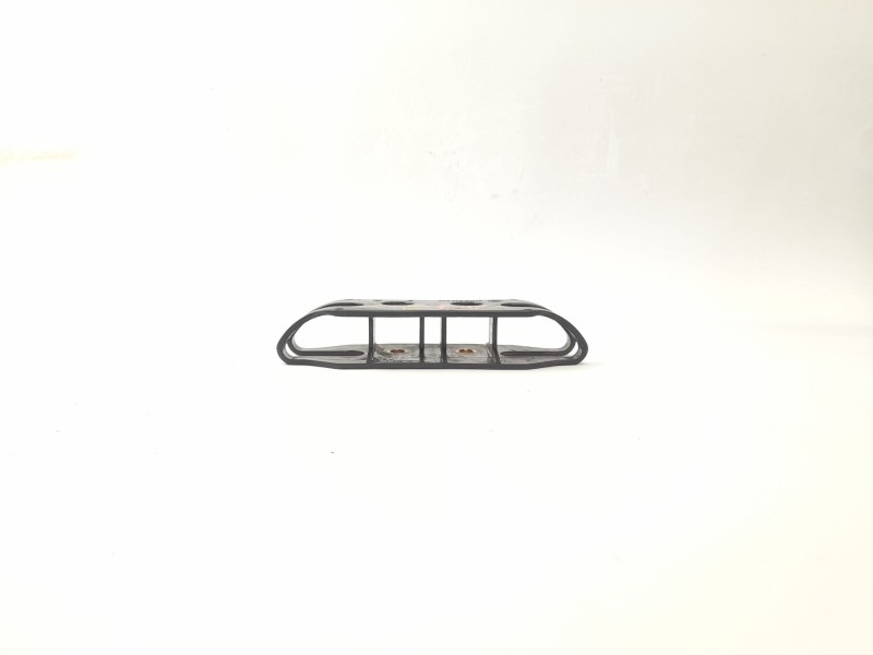 Recambio de soporte paragolpes trasero para bmw serie 5 touring (e34) 520i referencia OEM IAM 51111944543  