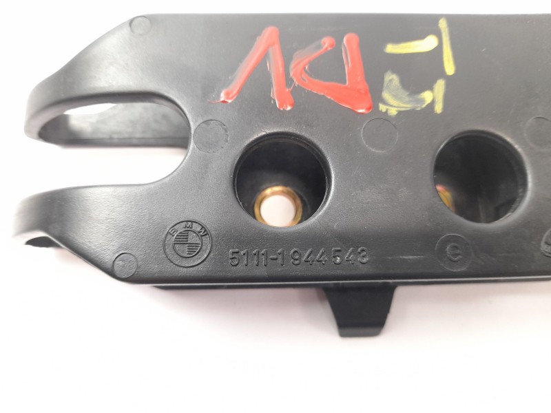 Recambio de soporte paragolpes trasero para bmw serie 5 touring (e34) 520i referencia OEM IAM 51111944543  