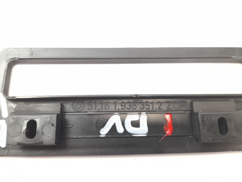 Recambio de moldura para bmw serie 5 touring (e34) 520i referencia OEM IAM 511619383512  