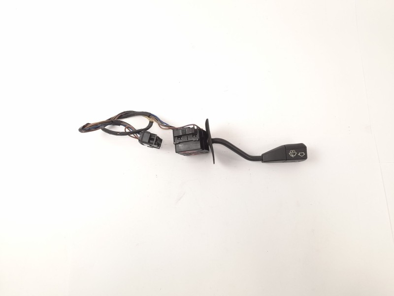 Recambio de mando limpia para bmw serie 5 touring (e34) 520i referencia OEM IAM   