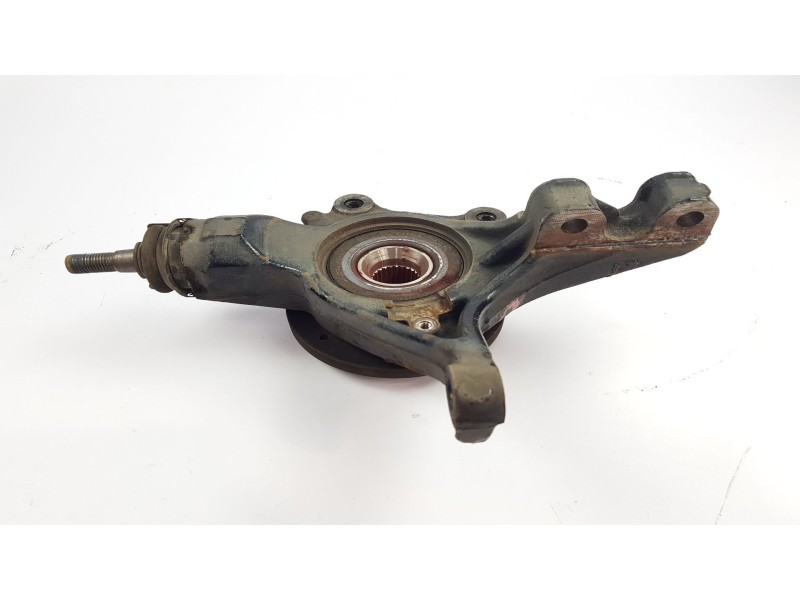 Recambio de mangueta delantera derecha para peugeot 3008 1.6 hdi fap referencia OEM IAM 364796  