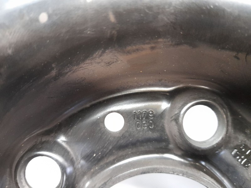 Recambio de llanta para bmw serie 5 touring (e34) 520i referencia OEM IAM 1179030  SRD151102