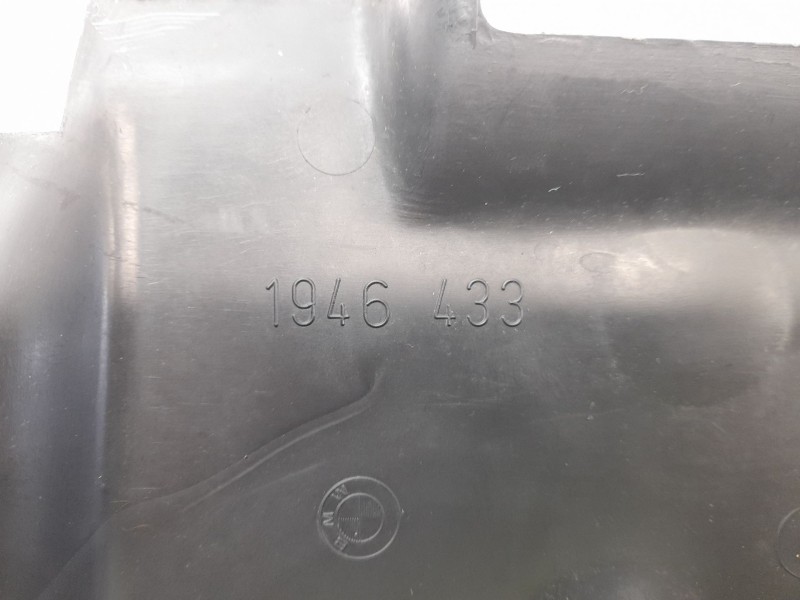 Recambio de moldura para bmw serie 5 touring (e34) 520i referencia OEM IAM 1946433  