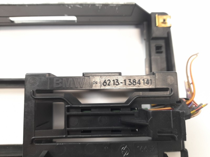 Recambio de moldura para bmw serie 5 touring (e34) 520i referencia OEM IAM 62131384141  