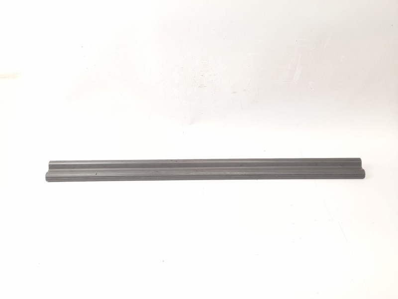 Recambio de moldura para bmw serie 5 touring (e34) 520i referencia OEM IAM   