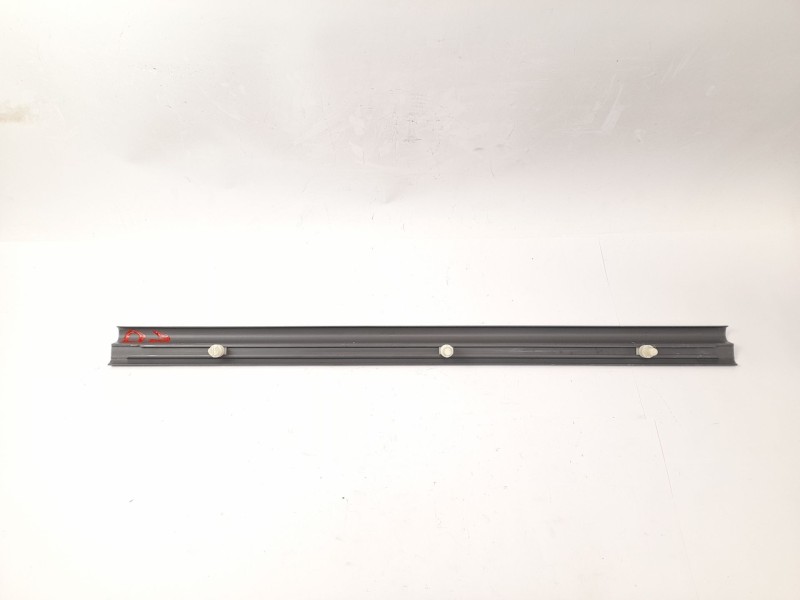 Recambio de moldura para bmw serie 5 touring (e34) 520i referencia OEM IAM   