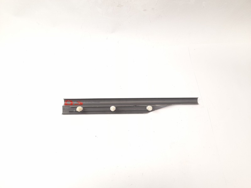 Recambio de moldura para bmw serie 5 touring (e34) 520i referencia OEM IAM   