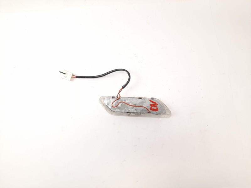 Recambio de luz interior para bmw serie 5 touring (e34) 520i referencia OEM IAM 633113744151  