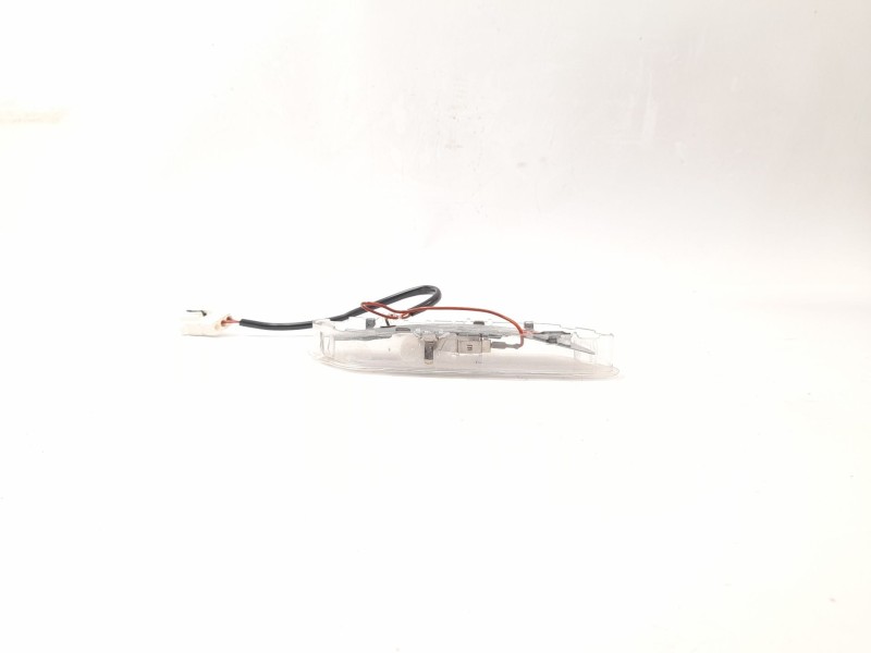 Recambio de luz interior para bmw serie 5 touring (e34) 520i referencia OEM IAM 633113744151  