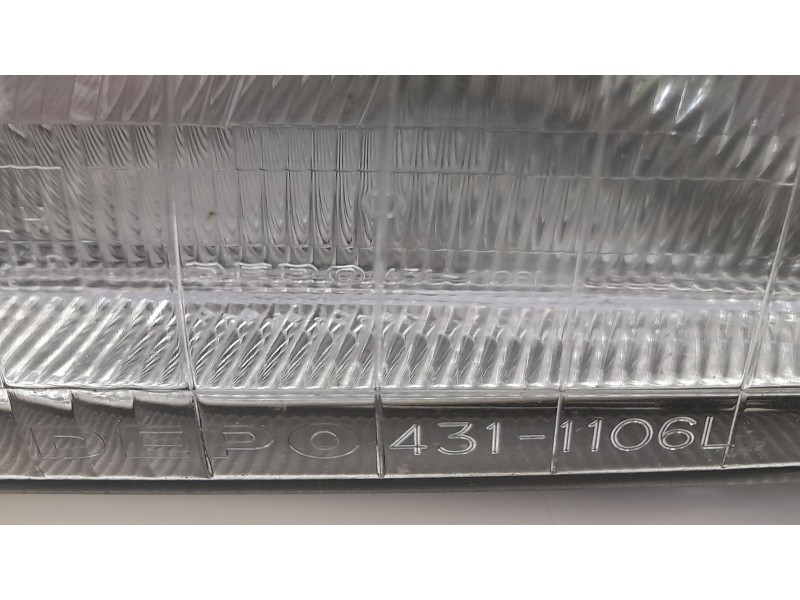 Recambio de faro izquierdo para ford mondeo i (gbp) 1.8 td referencia OEM IAM 431-1106L  