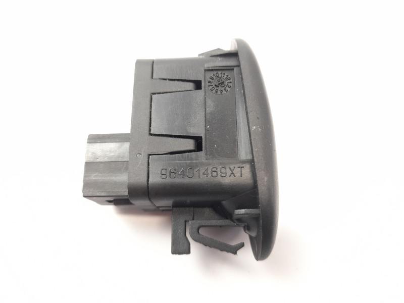 Recambio de mando elevalunas consola central para citroën c2 1.4 referencia OEM IAM 96401469XT  