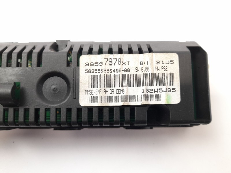 Recambio de pantalla multifuncion para citroën c2 1.4 referencia OEM IAM 96597970XT 5555502902 50355029040200