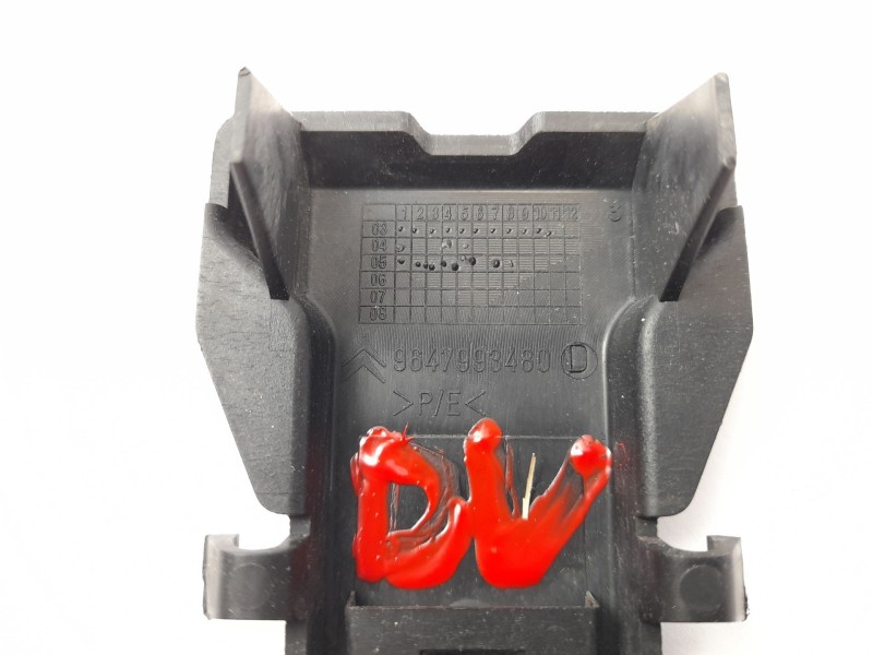 Recambio de moldura para citroën c2 1.4 referencia OEM IAM 9647993480  