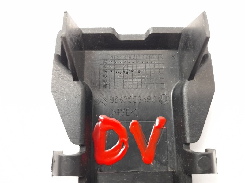 Recambio de moldura para citroën c2 1.4 referencia OEM IAM 9647993480  