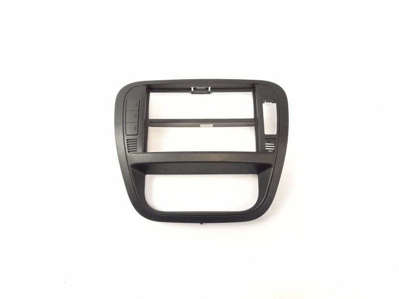 Recambio de moldura para citroën c2 1.4 referencia OEM IAM 9653074277  18M7258