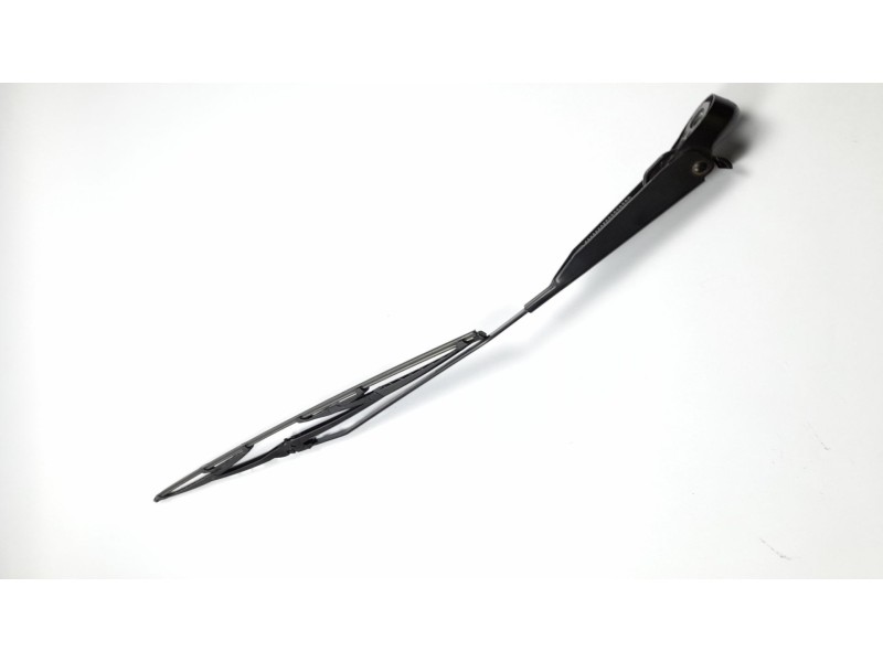 Recambio de brazo limpia delantero derecho para nissan kubistar (x76) 1.5 dci referencia OEM IAM 820018096B  