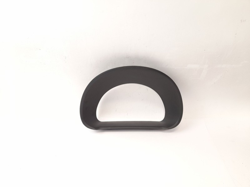 Recambio de moldura para citroën c2 1.4 referencia OEM IAM 9653072277  18M7256016