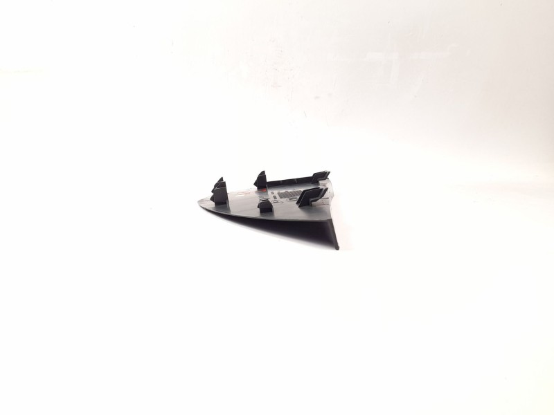 Recambio de moldura para citroën c2 1.4 referencia OEM IAM 9637996477  18M6224016