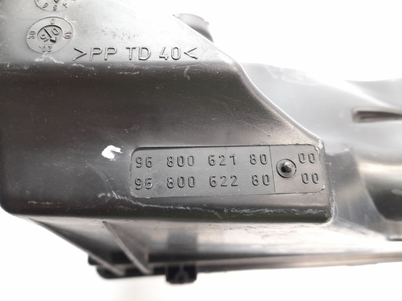 Recambio de filtro aire para citroën c2 1.4 referencia OEM IAM 9680062180  9680062280