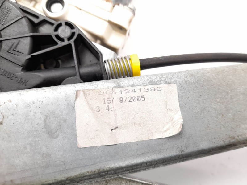 Recambio de elevalunas delantero izquierdo para citroën c2 1.4 referencia OEM IAM 9641241380 7746004505 36120604